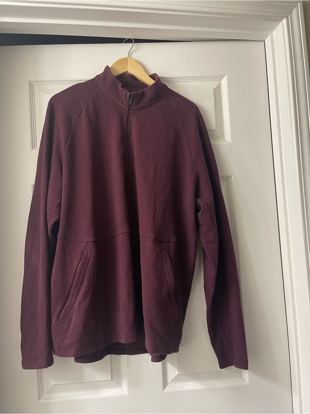 lululemon athletica Men's Zip Mock Neck Sweater - Burgundy
